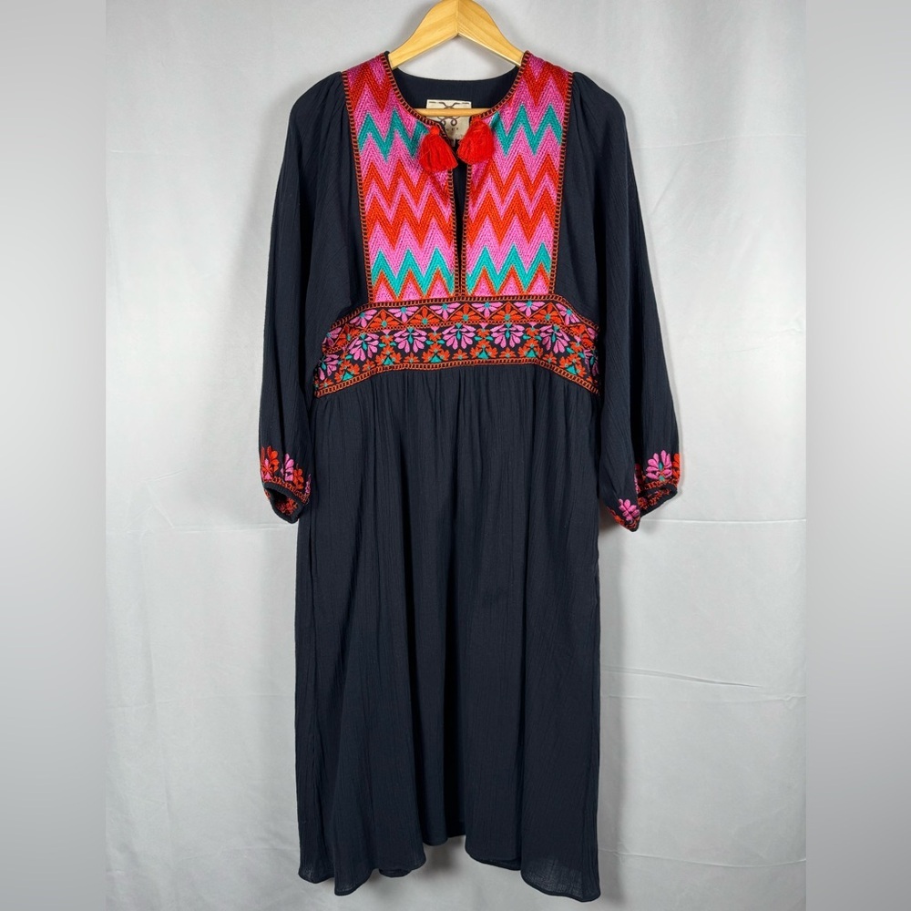 Figue Violeta Embroidered Cotton Midi Dress Splitneck Boho Indie Hippie Medium